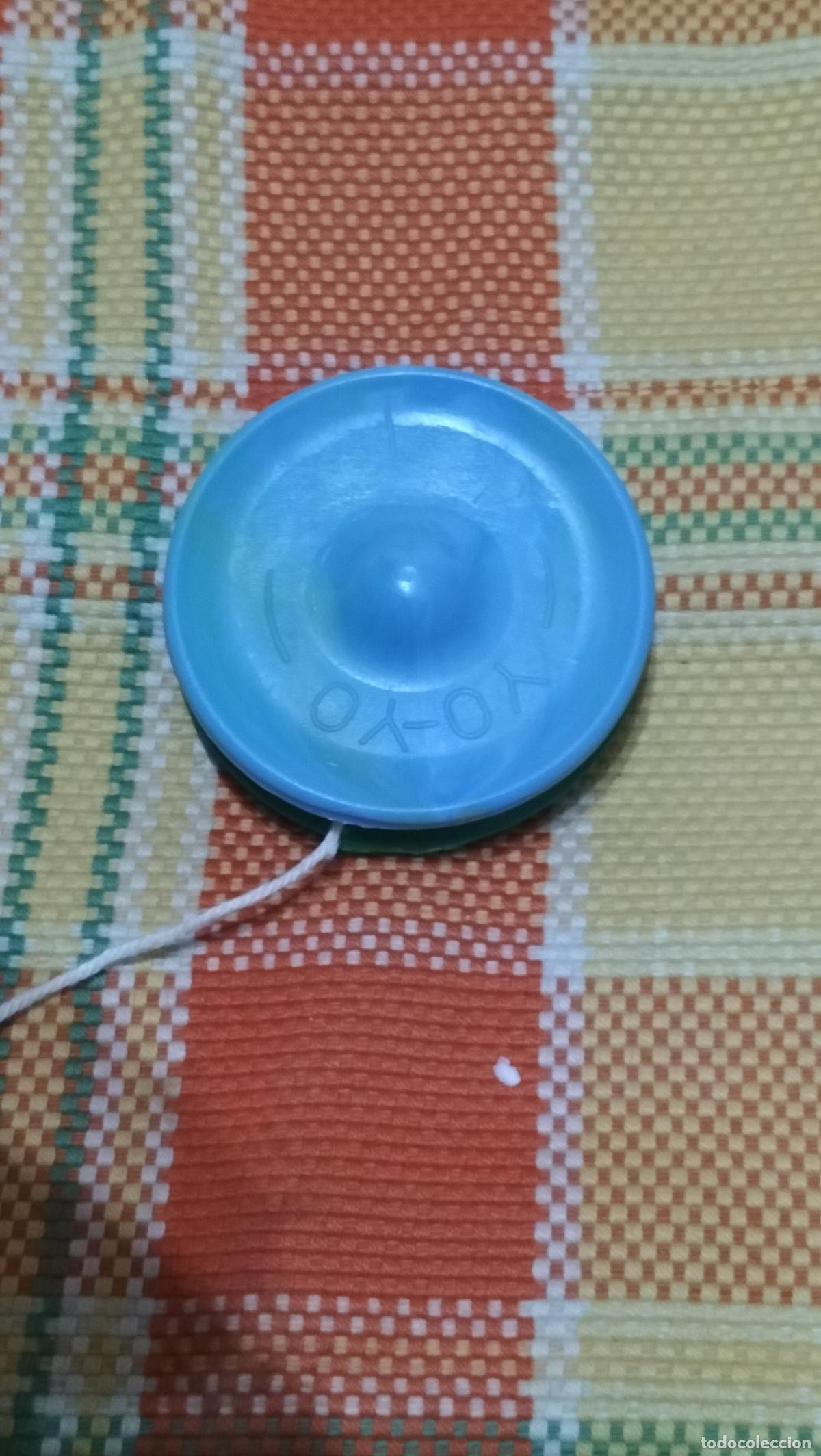 Juguetes antiguos: ANTIGUO YO-YO DE VENTA EN LOS KIOSKOS - Foto 2