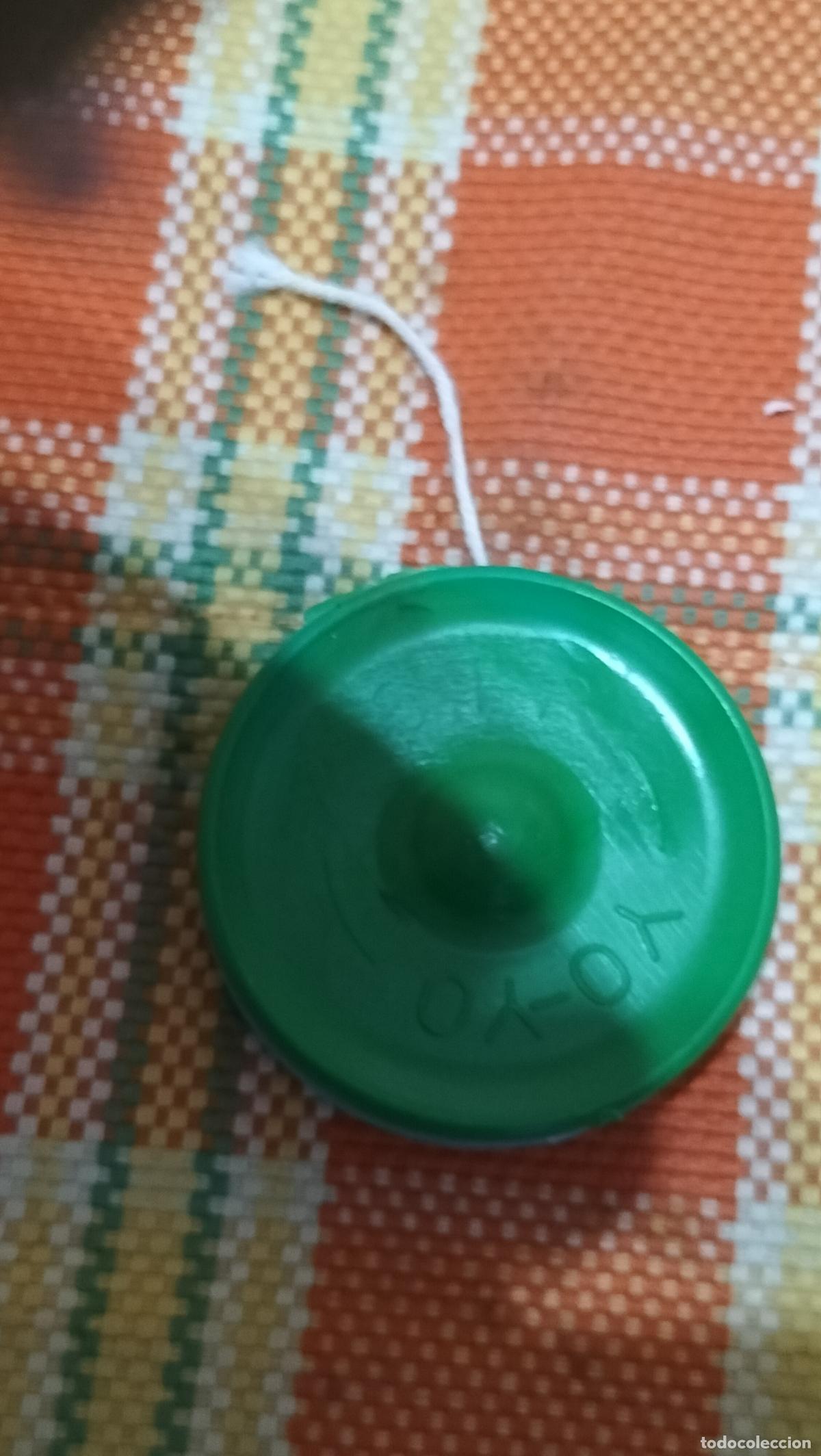 Juguetes antiguos: ANTIGUO YO-YO DE VENTA EN LOS KIOSKOS - Foto 1