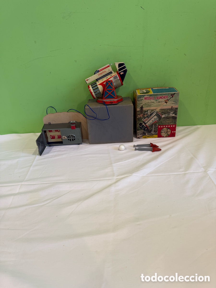 Juguetes antiguos: Juguete vintage ICBM Missile Launcher Cragstan Jap&oacute;n con caja original funcionando