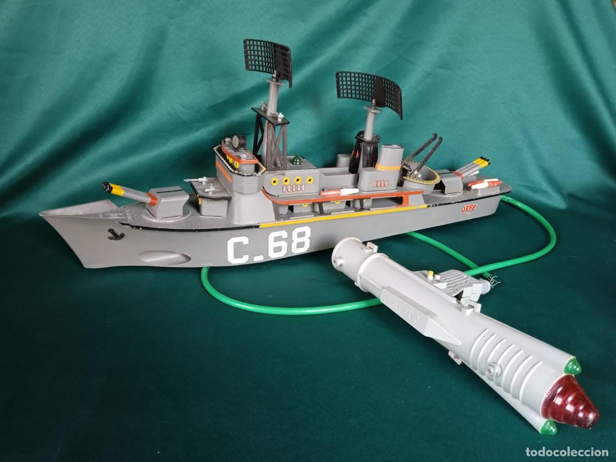 Juguetes antiguos: CORBETA LANZA MISILES, JEFE