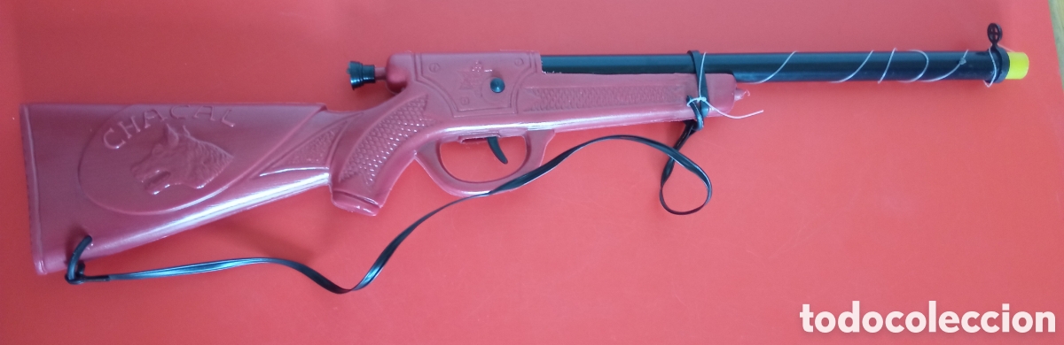 Juguetes antiguos: ESCOPETA RIFLE CHACAL. LANZA CORCHO,DE PL&Aacute;STICO SOPLADO.FAL 70'S.NUEVO.