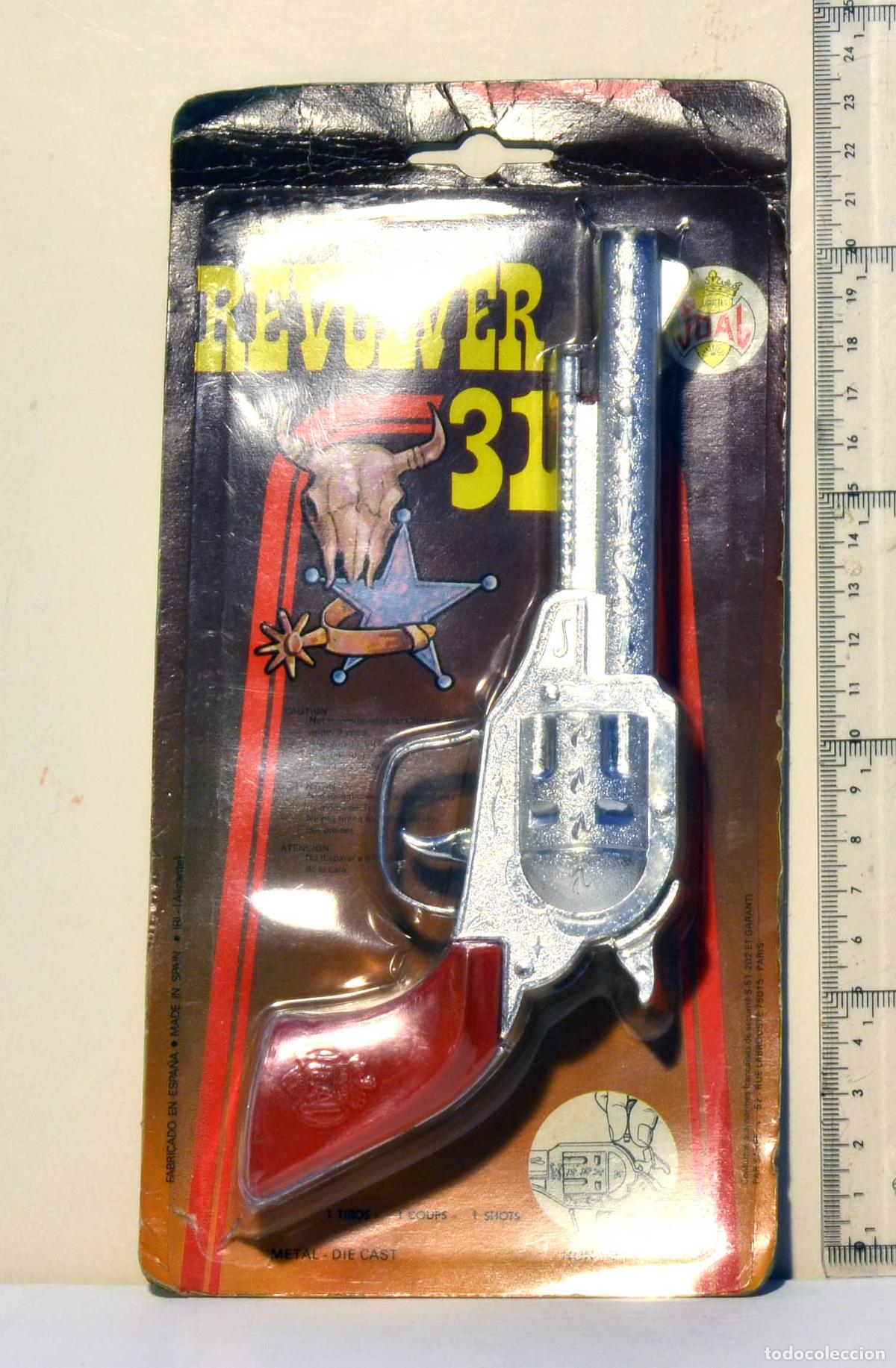 Juguetes antiguos: REVOLVER 31 DE JOAL EN SU BLISTER ORIGINAL - 1970,S - A ESTRENAR
