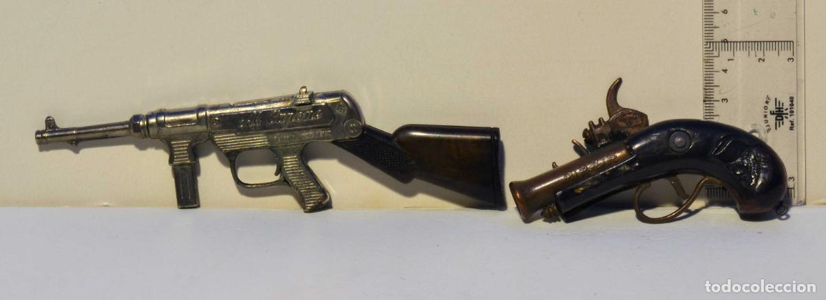 Juguetes antiguos: PISTOLA PIRATA Y METRALLETA AL CAPONE REDONDO - 1970,S - VER DESCRIPCI&Oacute;N - NO JOAL