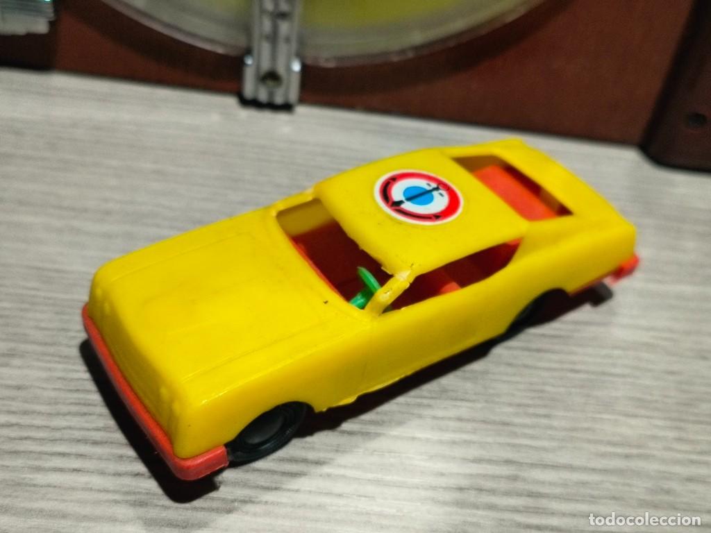 Juguetes antiguos: COCHE A&Ntilde;OS 70-80 PLASTICO JUGUETE KIOSKO VAM