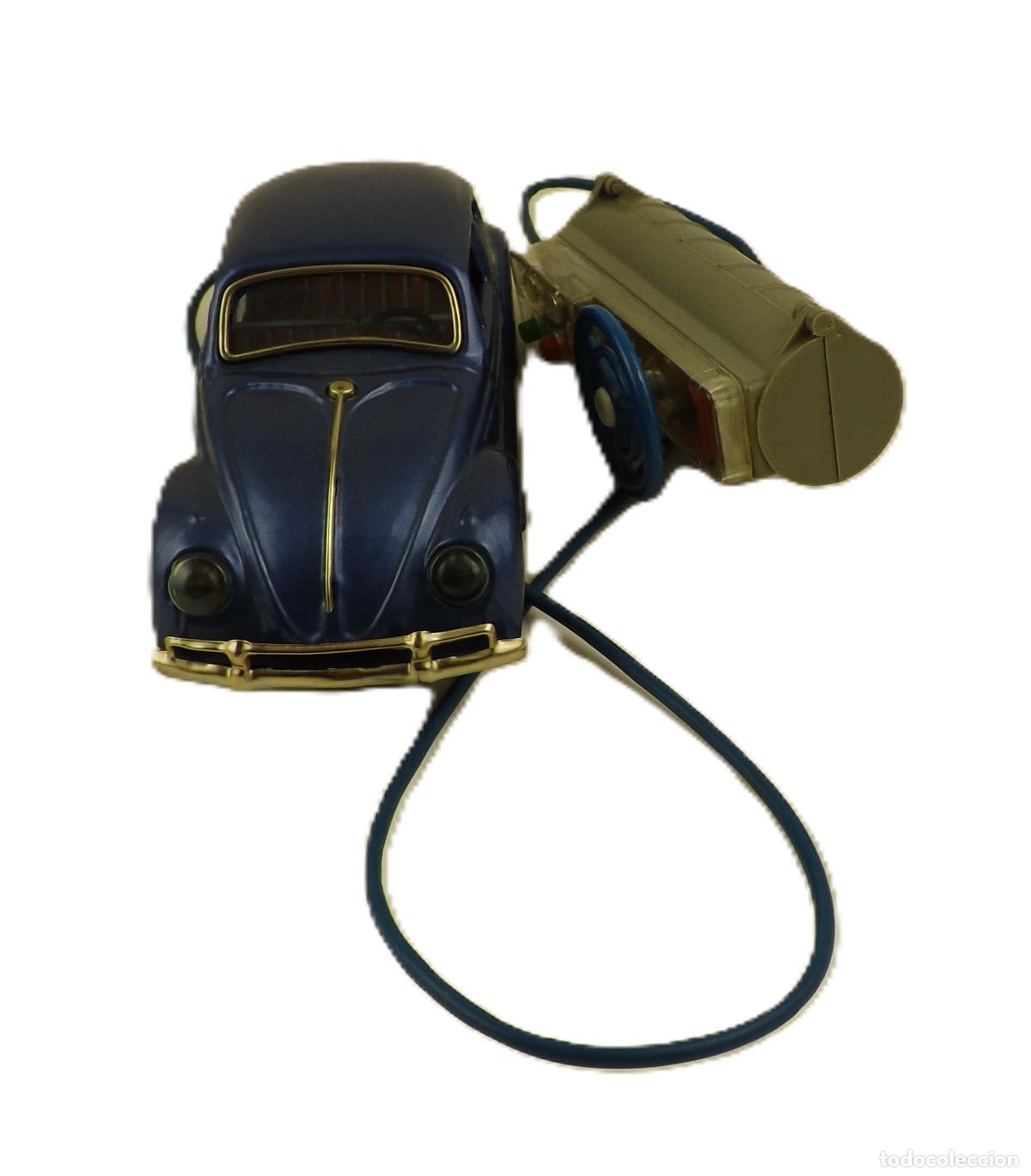 Juguetes antiguos: Bandai Volkswagen Sedan cabledirigido