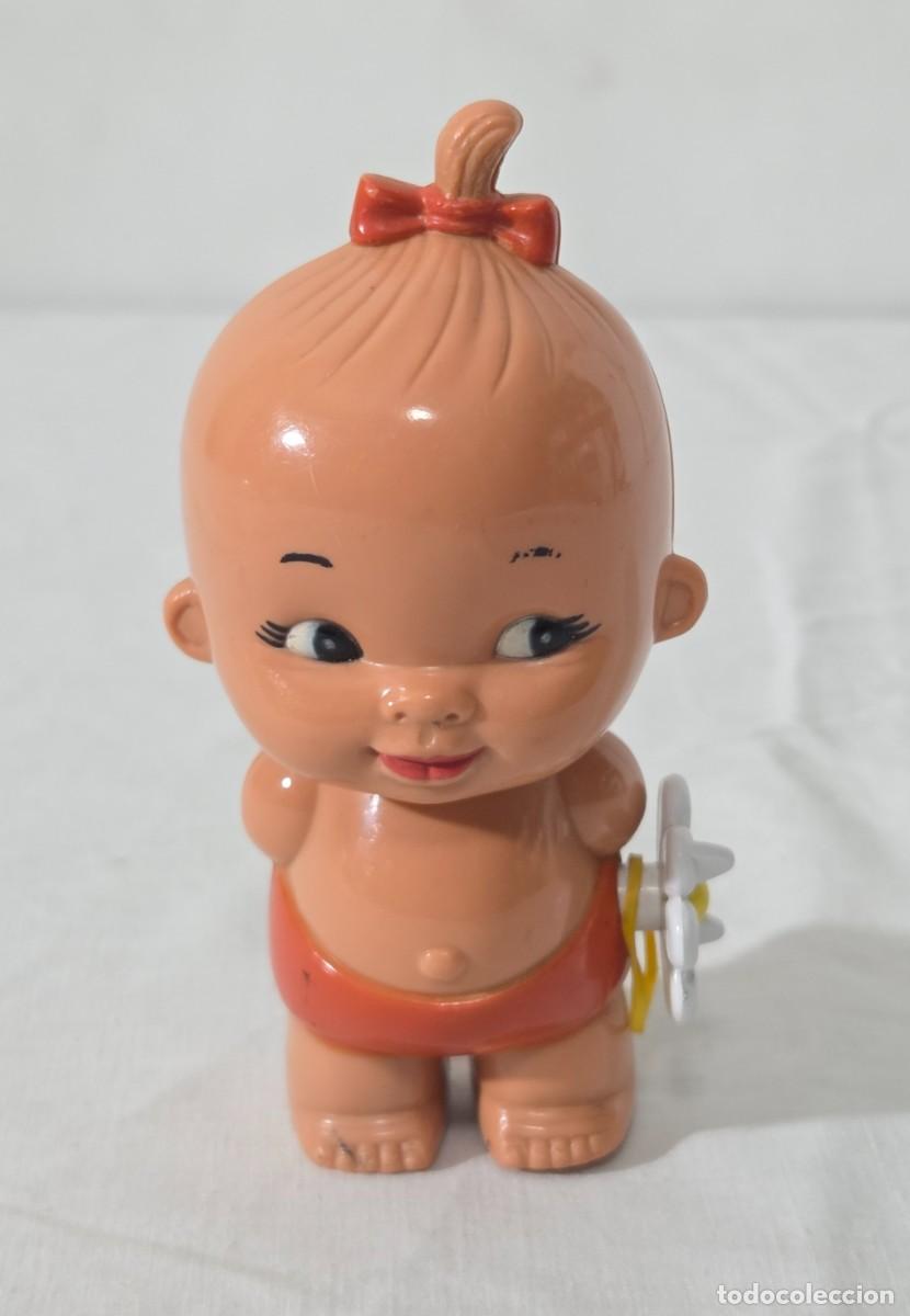Juguetes antiguos: Mu&ntilde;eco bebe andador a cuerda, jamby de feber, funciona