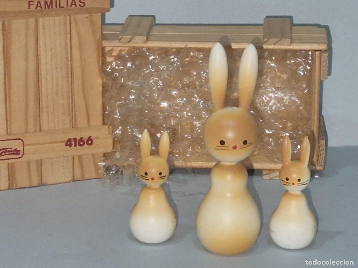 Juguetes antiguos: FIGURAS DE ANIMALES DE GOULA EN ESTUCHE DE MADERA