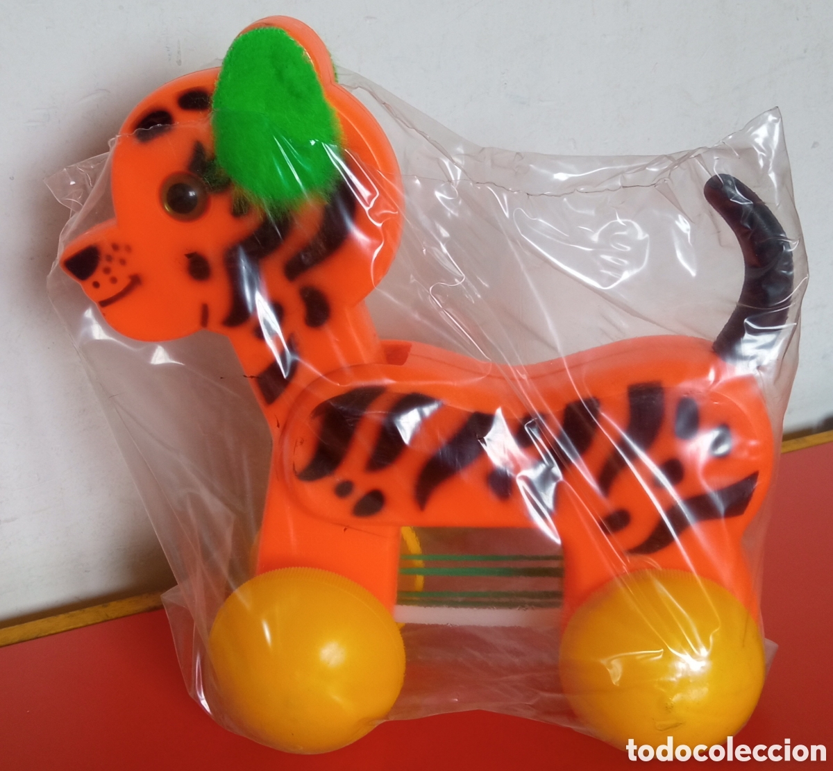 Juguetes antiguos: ARRASTRE TIGRE CON SONIDO Y MOVIMIENTO.MOLT&Oacute; 70'S.NUEVO.