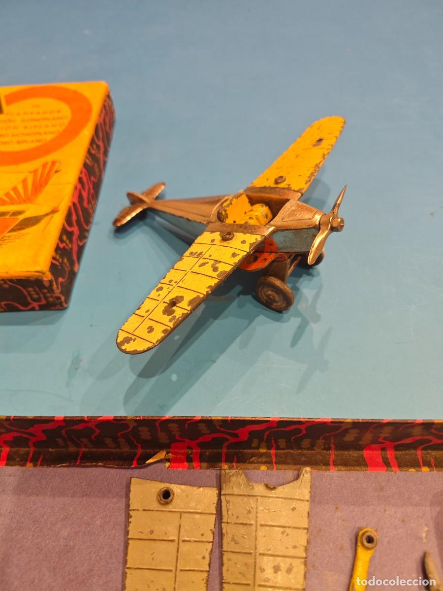 Juguetes antiguos: AEROPLANO TRANSFORMABLE DALIA