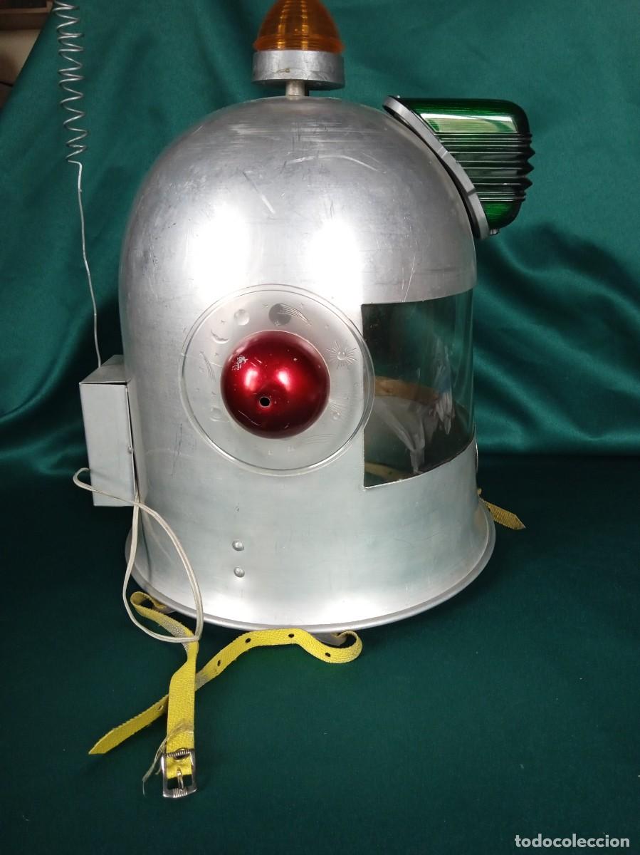 Old Toys: CASCO ESPACIAL, Saludes, JEFE .