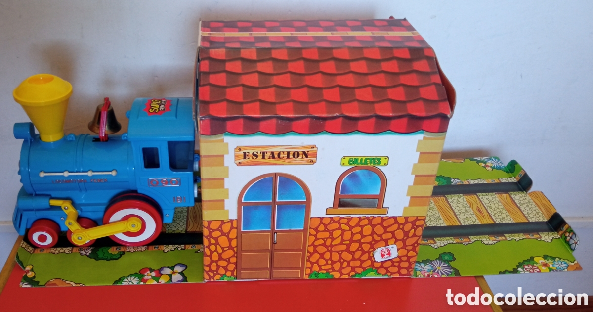 Juguetes antiguos: LOCOMOTORA FRICCI&Oacute;N CON LUZ.FEBER 80'S.NUEVA EN CAJA ESTACI&Oacute;N.