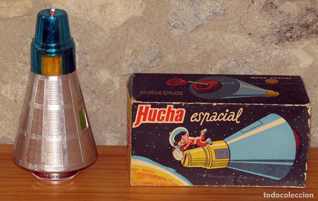 Juguetes antiguos: ANTIGUA Y DIFICIL HUCHA ESPACIAL DE VILPA - EN SU CAJA ORIGINAL - A&Ntilde;OS 60 - COHETE ESPACIO