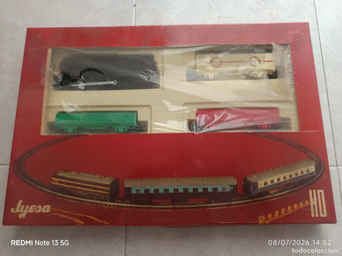 Juguetes antiguos: TREN JYESA ELECTRICO A PILAS 1960, NO PROBADO