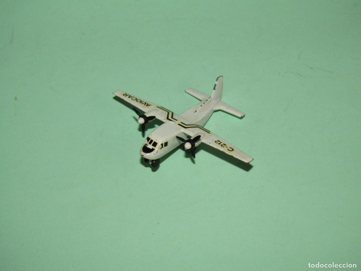 Juguetes antiguos: Antiguo Avi&oacute;n AVIOCAR C-212 de Juguetes PILEN