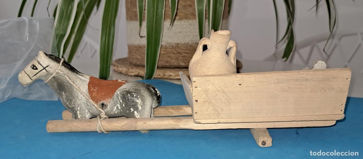 Juguetes antiguos: CARRITO DE MADERA CON CABALLO DE CART&Oacute;N - A&Ntilde;OS 40/50 - PARA RESTAURAR