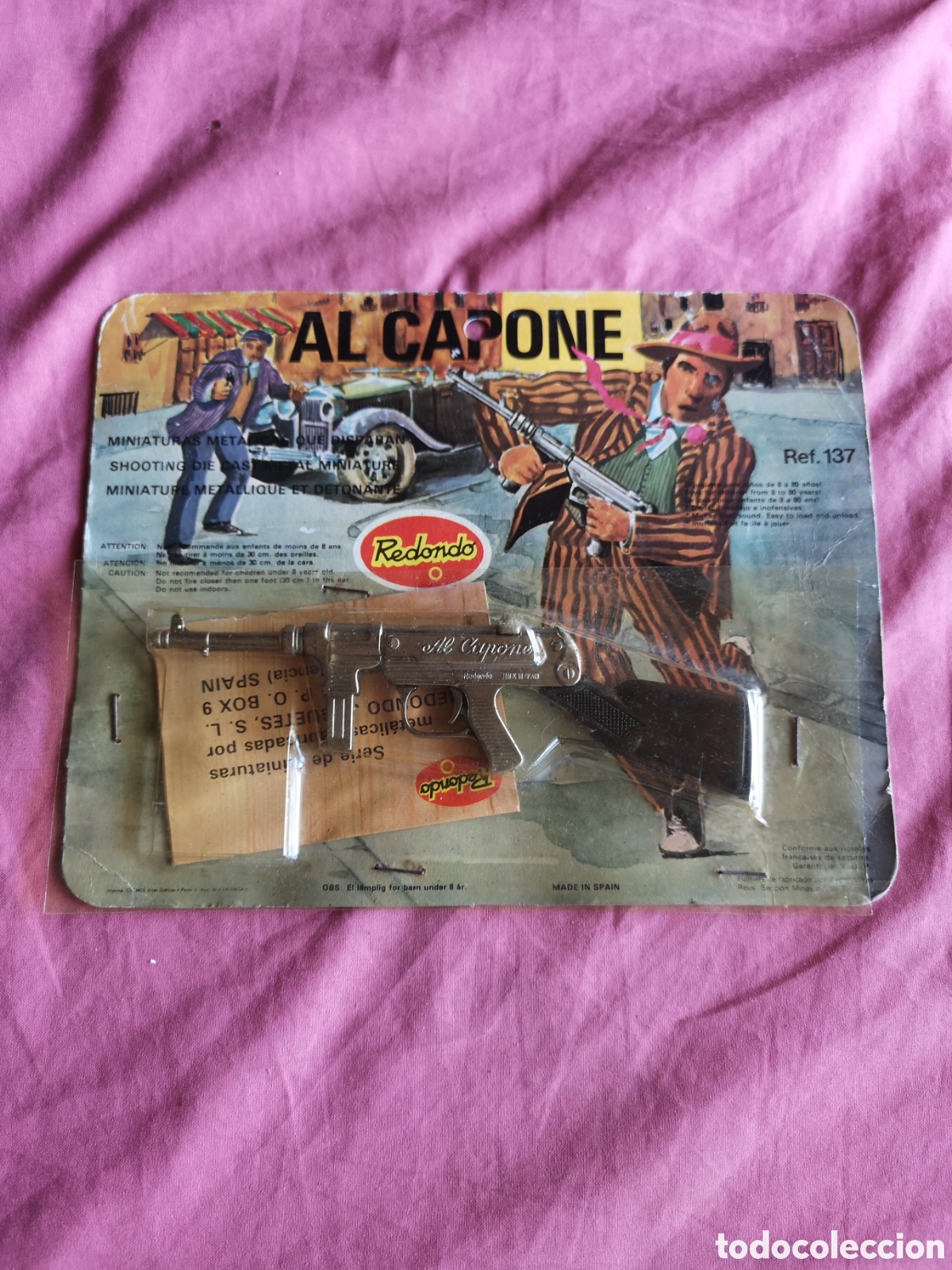 Juguetes antiguos: REDONDO. METRALLETA AL CAPONE. Ref 137. Mide 16 cm. SIN ABRIR. CON CAT&Aacute;LOGO.SIN FULMINANTE. A&ntilde;os 70.