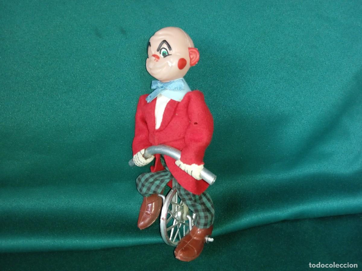 Juguetes antiguos: EQUILIBRIN, El Payaso Funambulo.