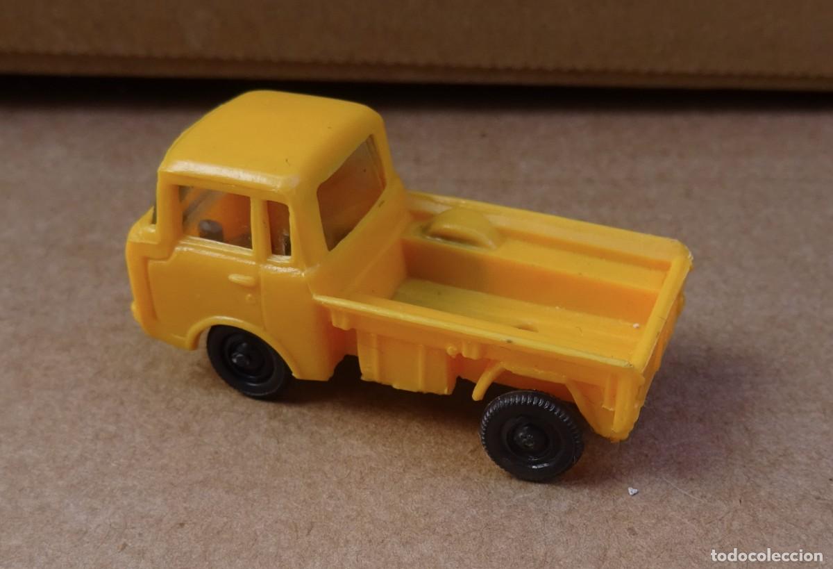 Juguetes antiguos: EKO Jeep MULA Escala 1/88
