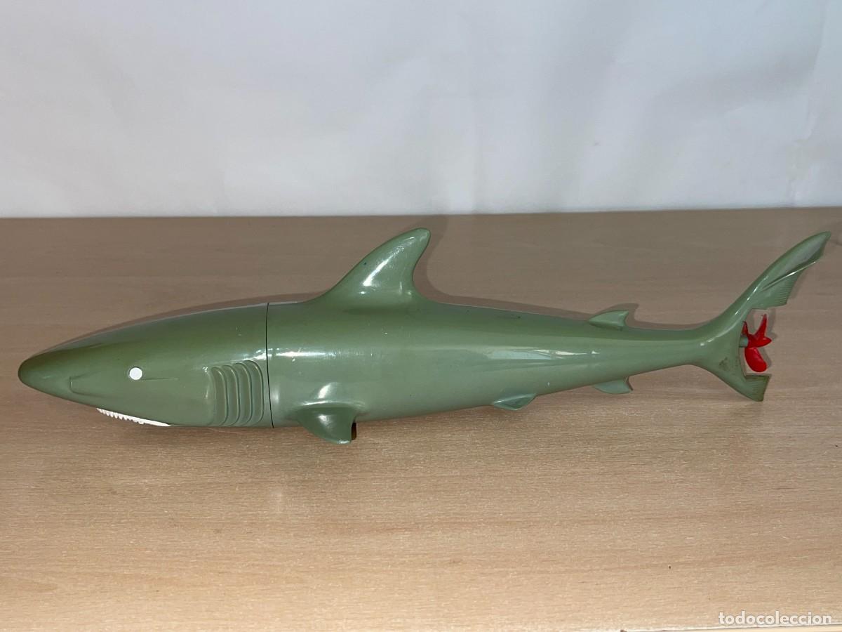 Juguetes antiguos: Ranetta Tibur&oacute;n submarino Ref. 110 Made in Spain a&ntilde;os 70/80 toy shark funciona con pilas