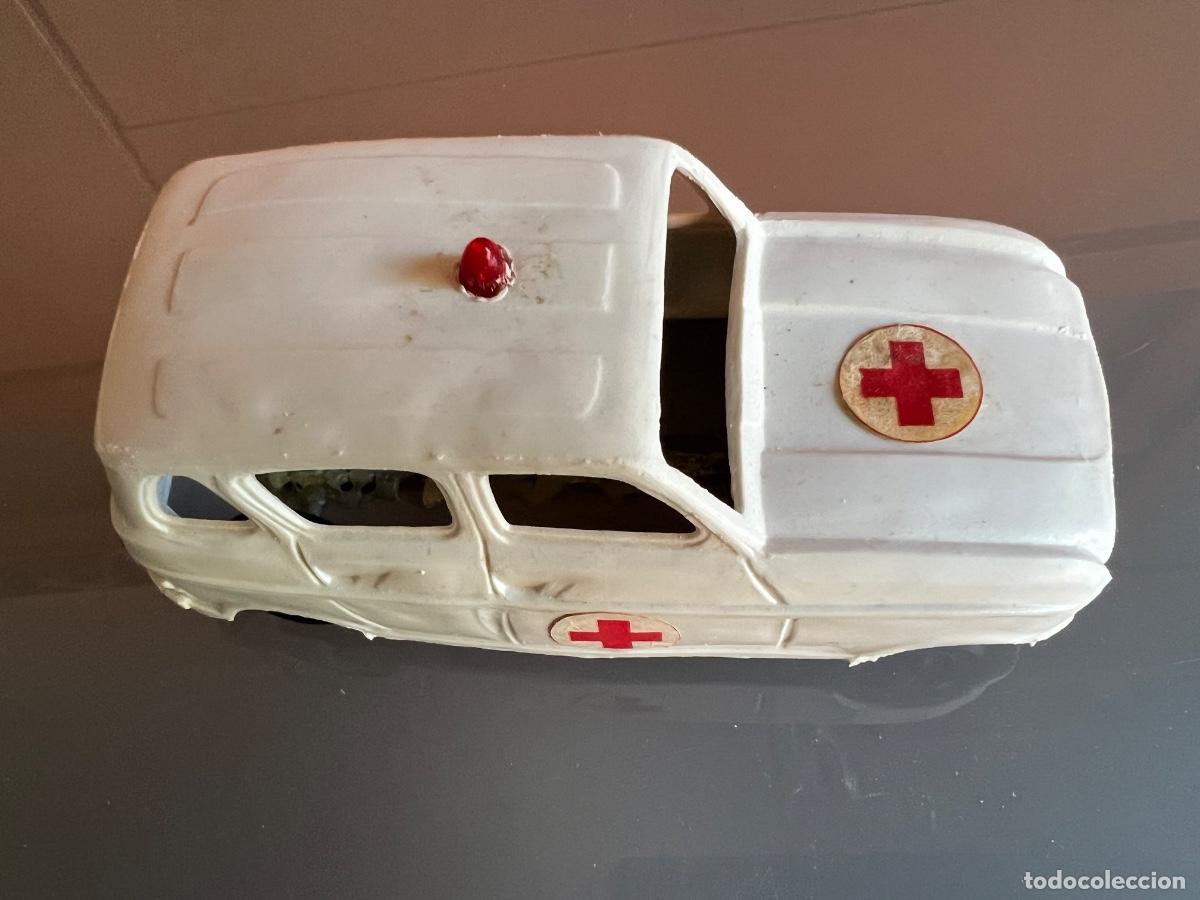 Juguetes antiguos: RENAULT 4 AMBULANCIA PLASTICO - Foto 5