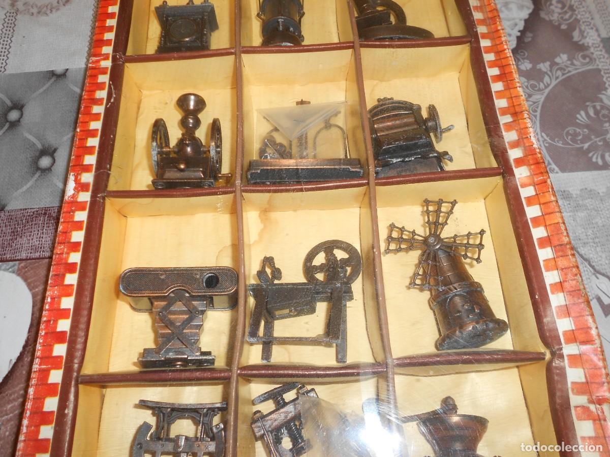 Juguetes antiguos: expositor juguetes EMB marti grandes miniaturas expositor mal estado figuras nuevas