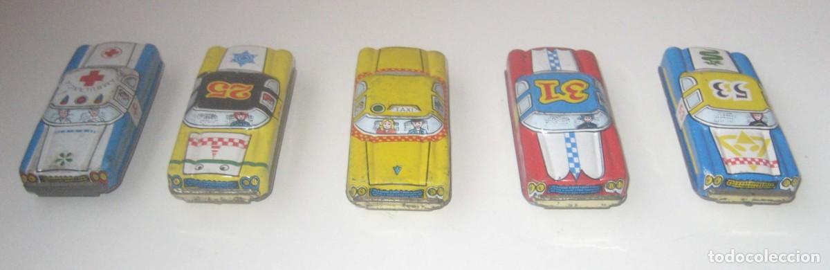 Juguetes antiguos: 5 COCHES HOJALATA SERIGRAFIADA EN BUEN ESTADO