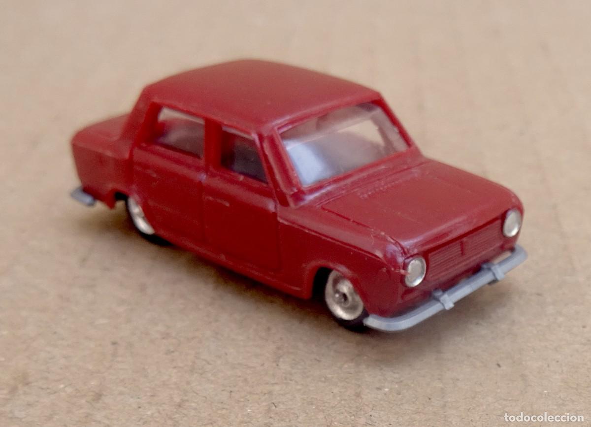 Juguetes antiguos: EKO Fiat-Seat 124 granate pastel