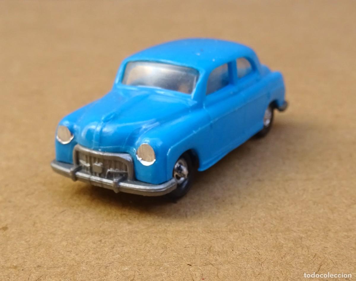 Juguetes antiguos: EKO SEAT 1400 Escala 1/88
