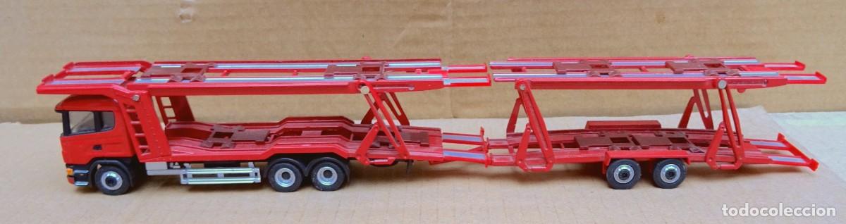 Juguetes antiguos: Camion Scania Portacoches metal
