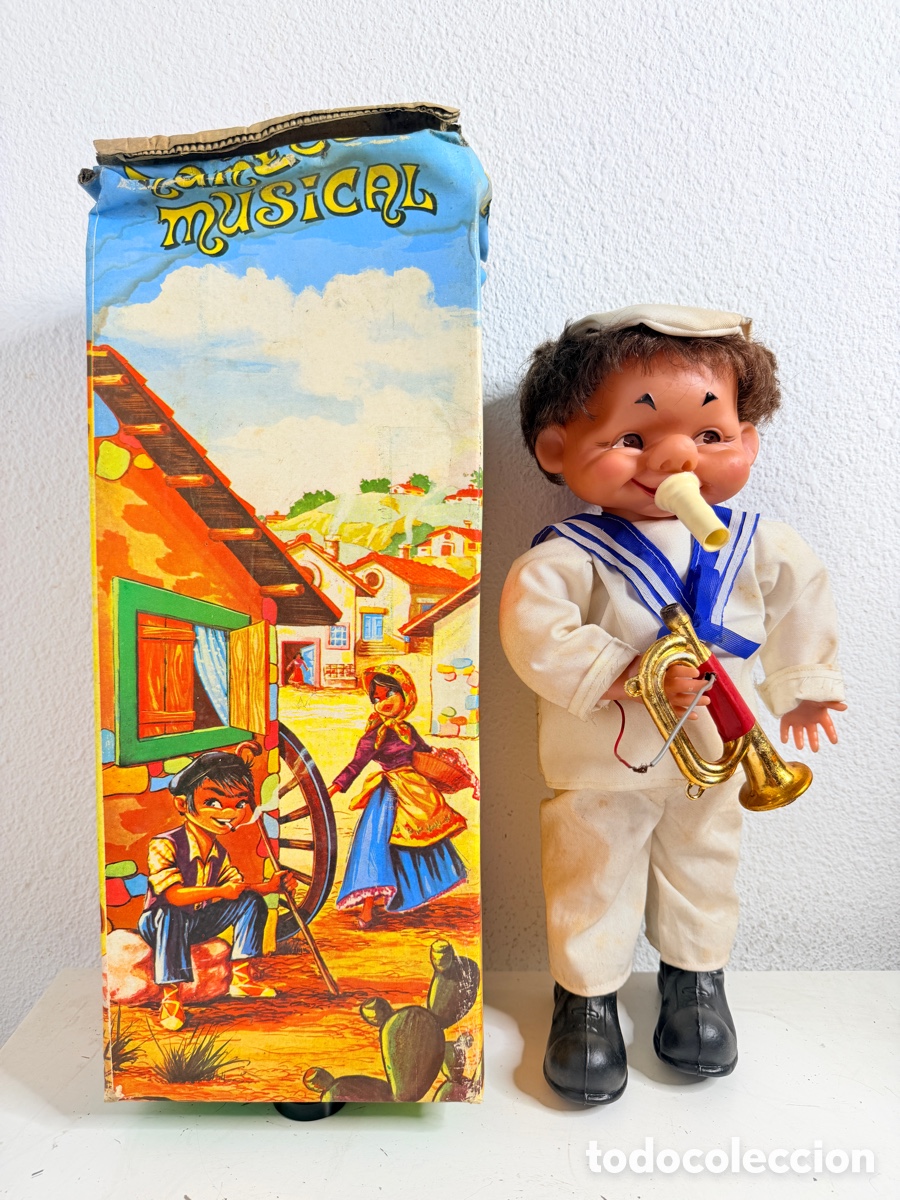 Juguetes antiguos: Antiguo mu&ntilde;eco musical de creaciones Felsan, Madrid a&ntilde;os 60 . Mide 40 cm