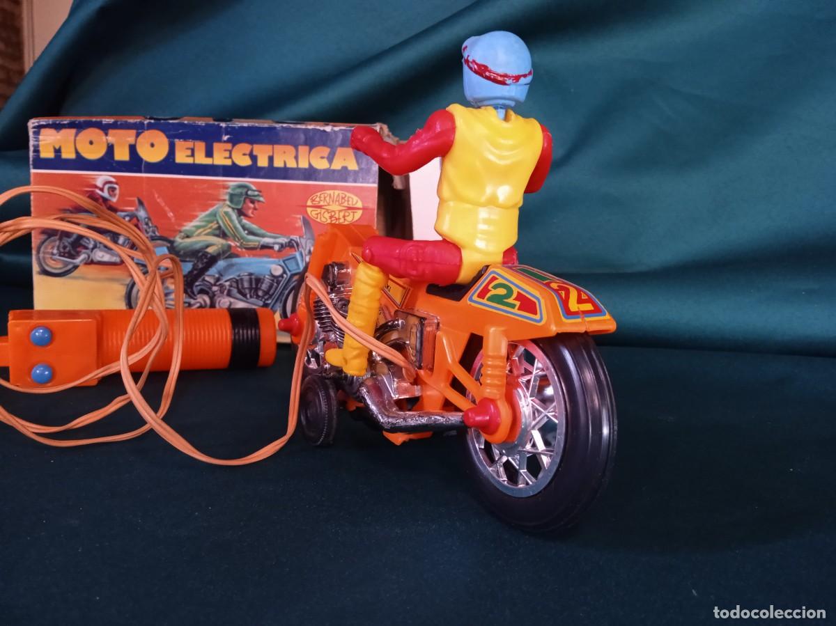 Juguetes antiguos: MOTO El&eacute;ctrica, de Bernabeu Gisbert (IBI).