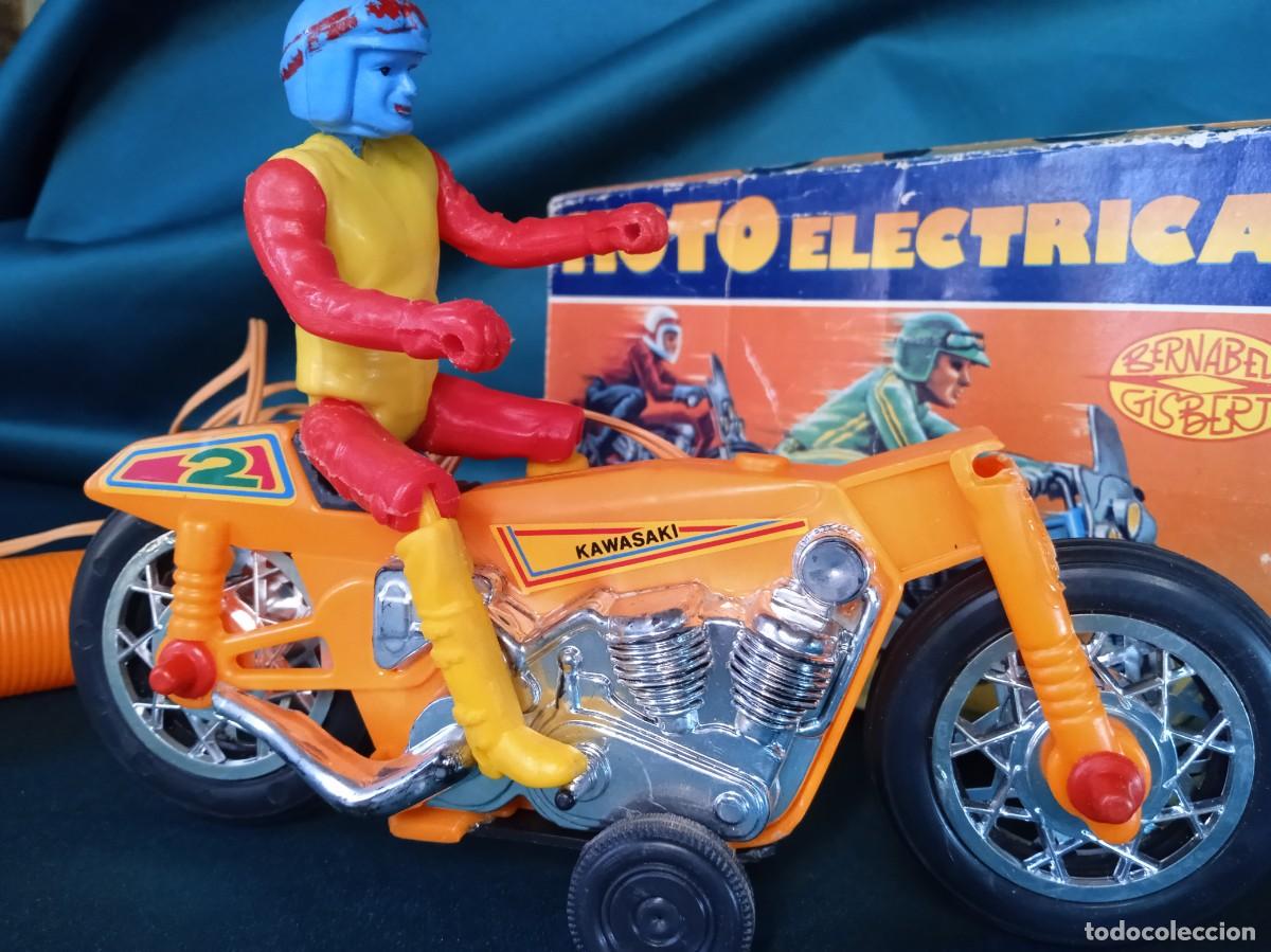 Juguetes antiguos: MOTO El&eacute;ctrica, de Bernabeu Gisbert (IBI). - Foto 6
