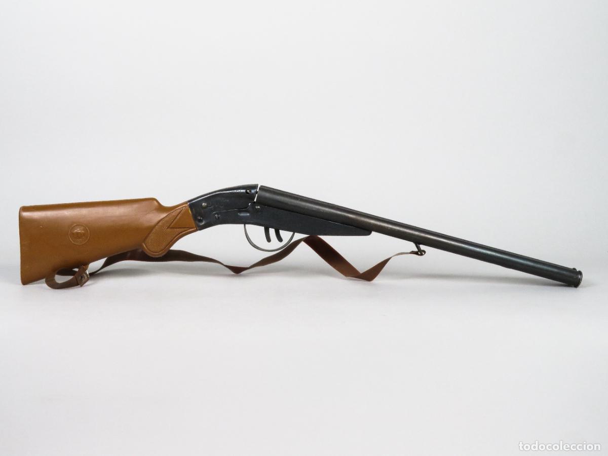 Juguetes antiguos: Rifle escopeta cazador JEFE SALUDES juguete pl&aacute;stico a&ntilde;os 60 - 70 buen estado