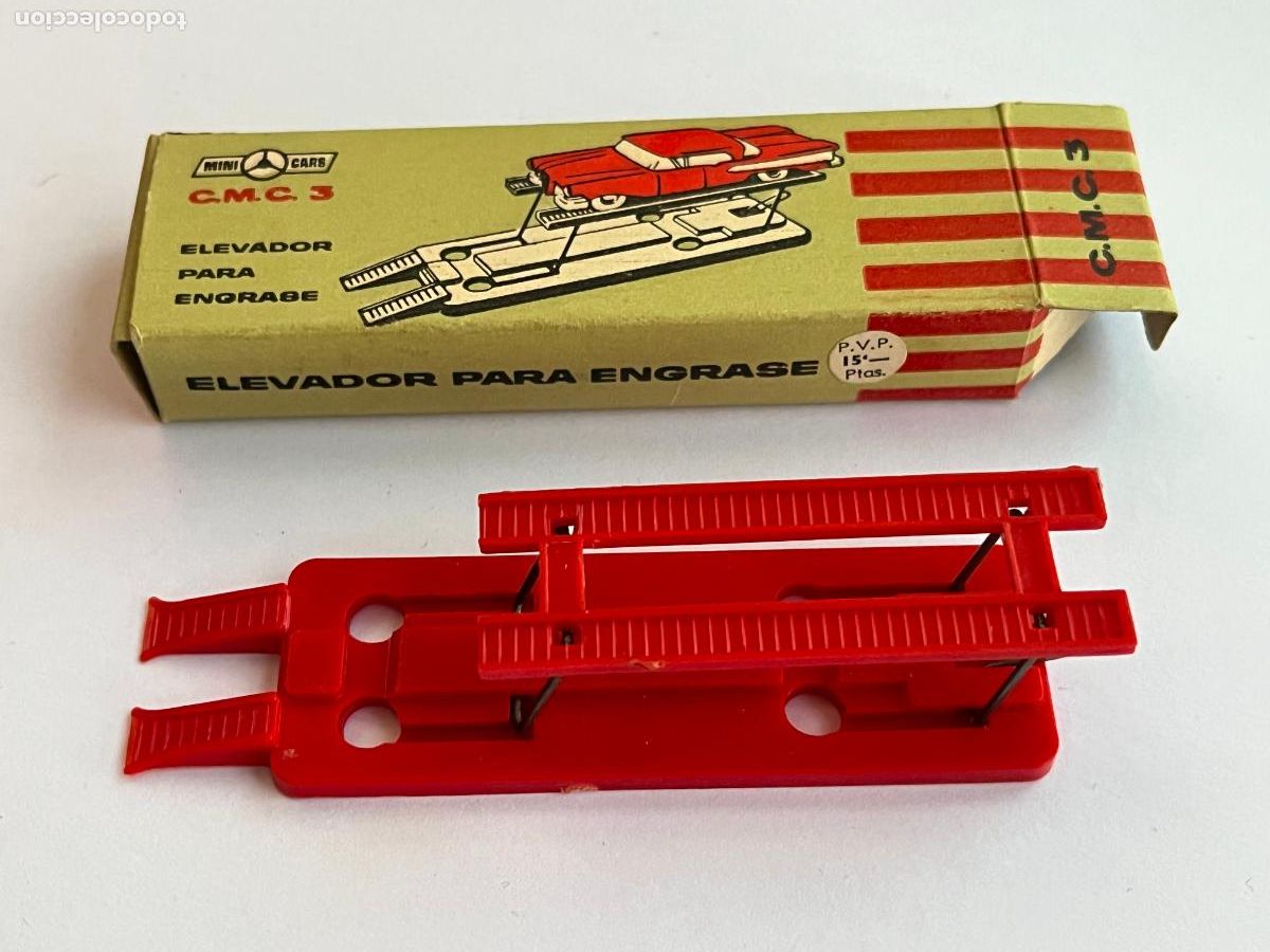 Juguetes antiguos: ANGUPLAS MINI CARS - ELEVADOR PARA ENGRASE ROJO
