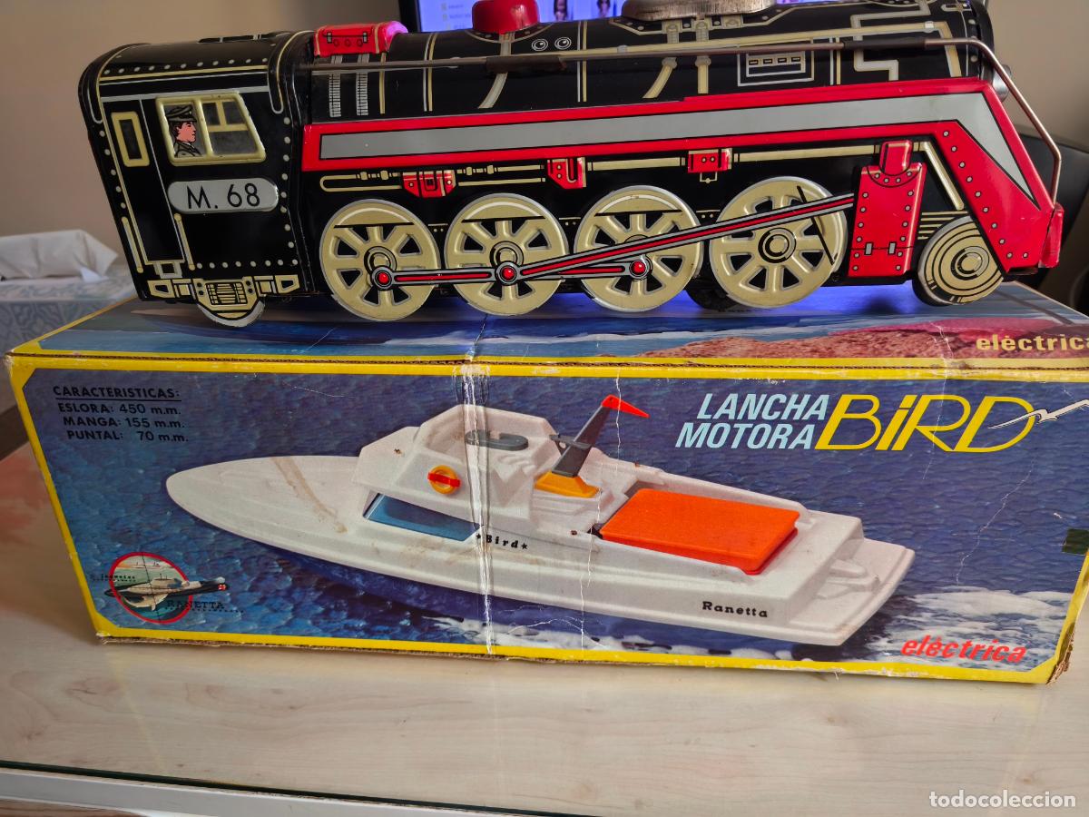 Juguetes antiguos: Dos juguetes a&ntilde;os 60/70. Locomotora EGE y lancha motora de Ranetta con su caja