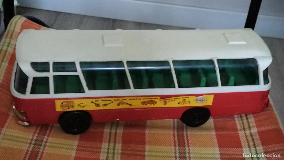 Juguetes antiguos: ANTIGUO AUTOBUS A FRICCION DE BERNABEU GUISBERT