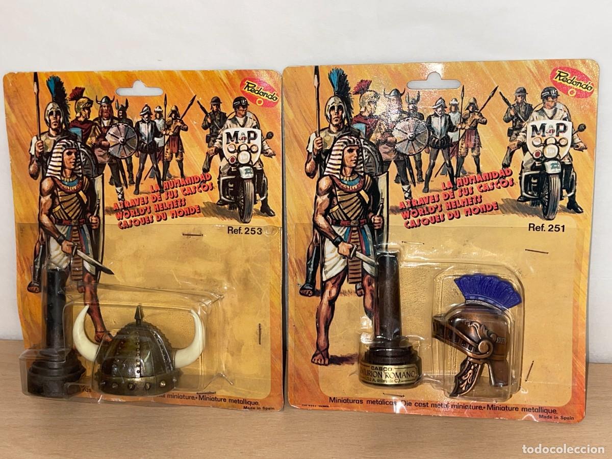 Juguetes antiguos: Redondo Lote 2 Cascos CENTURION ROMANO + VIKINGO Made in Spain Ref. 251 a&ntilde;os 70 die-cast metal