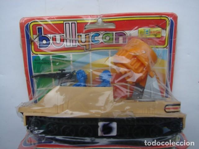 Juguetes antiguos: TANQUETA CON PROYECTOR - BULLYCAN - Foto 1
