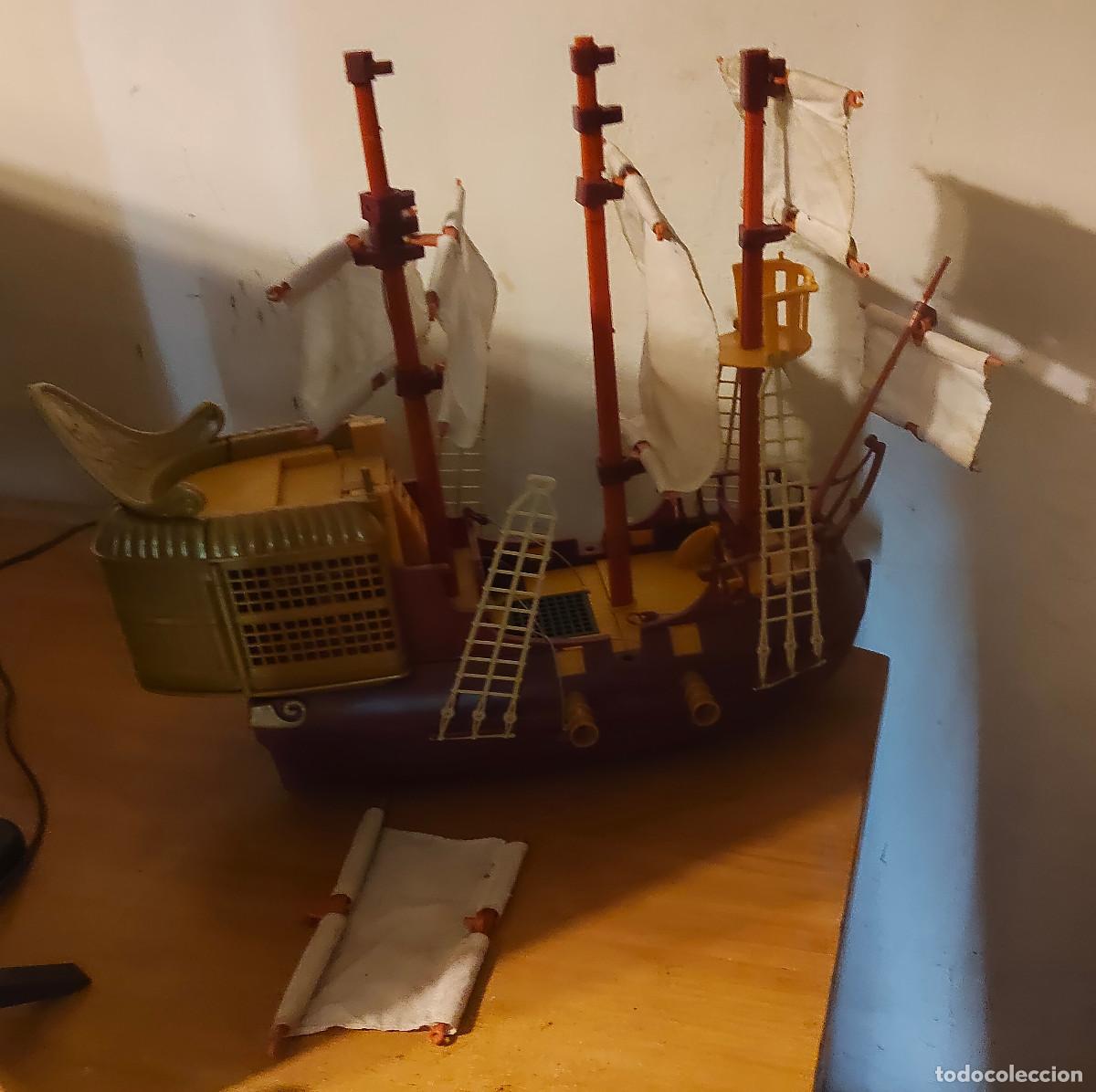 Giocattoli antichi: BARCO CAPIT&Aacute;N GARFIO HEROES DE FAMOSA - disney - Barco pirata de Peter Pan. Famosa Onil A&ntilde;o 2004