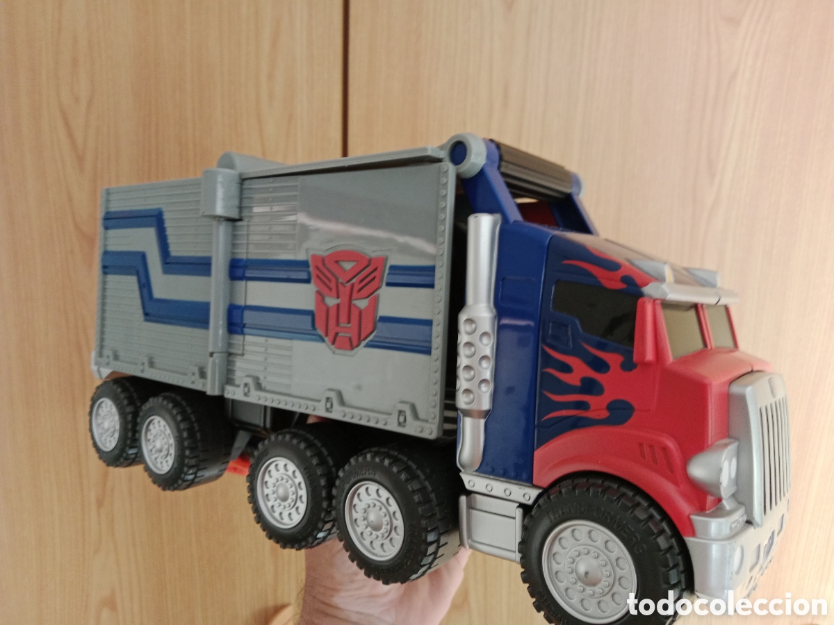 Juguetes antiguos: ENORME CAMI&Oacute;N TRANSFORMER HASBRO 2006 LANZA MISILES. FUNCIONA EL MECANISMO. SIN LOS DARDOS