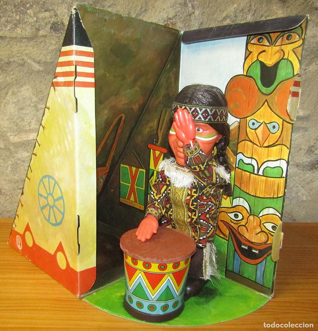 Juguetes antiguos: ANTIGUO INDIO APACHETE DE FEBER - EN SU CAJA ORIGINAL - A&Ntilde;OS 70
