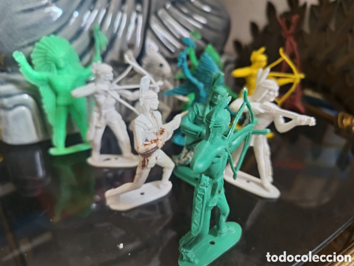 Juguetes antiguos: Indios y vaqueros comansi patentado - Foto 1