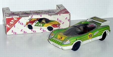 Antikes Blechspielzeug: ANTIGUO COCHE DE PAYA DE HOJALATA LITOGRAFIADA PORSCHE DE CARRERAS