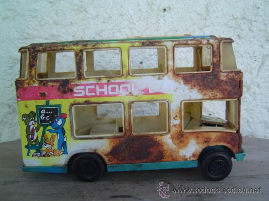 Juguetes antiguos de hojalata: BUS ESCOLAR OBERTOYS - Foto 2