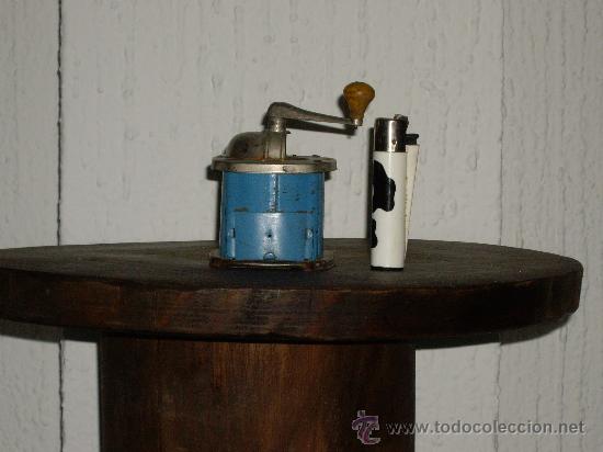 Juguetes antiguos de hojalata: MOLINILLO DE CAFE DE JUGUETE - Foto 2