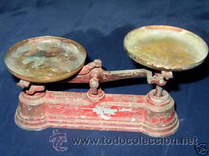 Juguetes antiguos de hojalata: Balanza de cocina infantil. 1930 - Foto 1