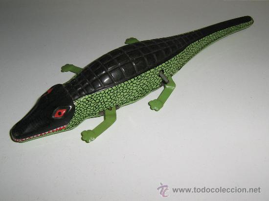 Juguetes antiguos de hojalata: COCODRILO DE HOJALATA - Foto 1