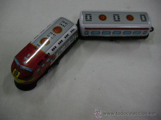 Juguetes antiguos de hojalata: TREN Y VAGON DE LATA - Foto 1