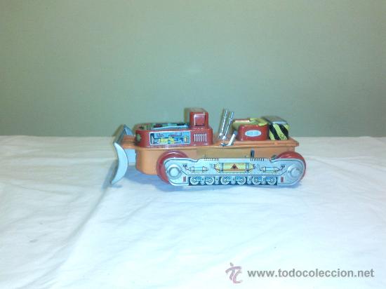 Juguetes antiguos de hojalata: coche - Foto 1
