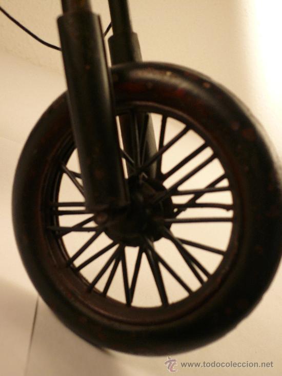 Juguetes antiguos de hojalata: MOTO DE HOJALATA - Foto 7